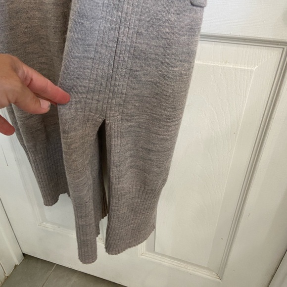 Tahari Open Cardigan Sweater Merino Wool Blend Long Length Medium Tan - Picture 2 of 6